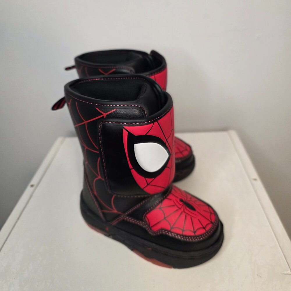 Marvel Spiderman Kids Light Up Black Red Boots Size 6